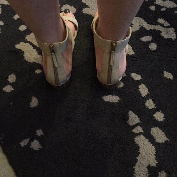 Authentic Fendi suede sandal - Picture 4 of 6